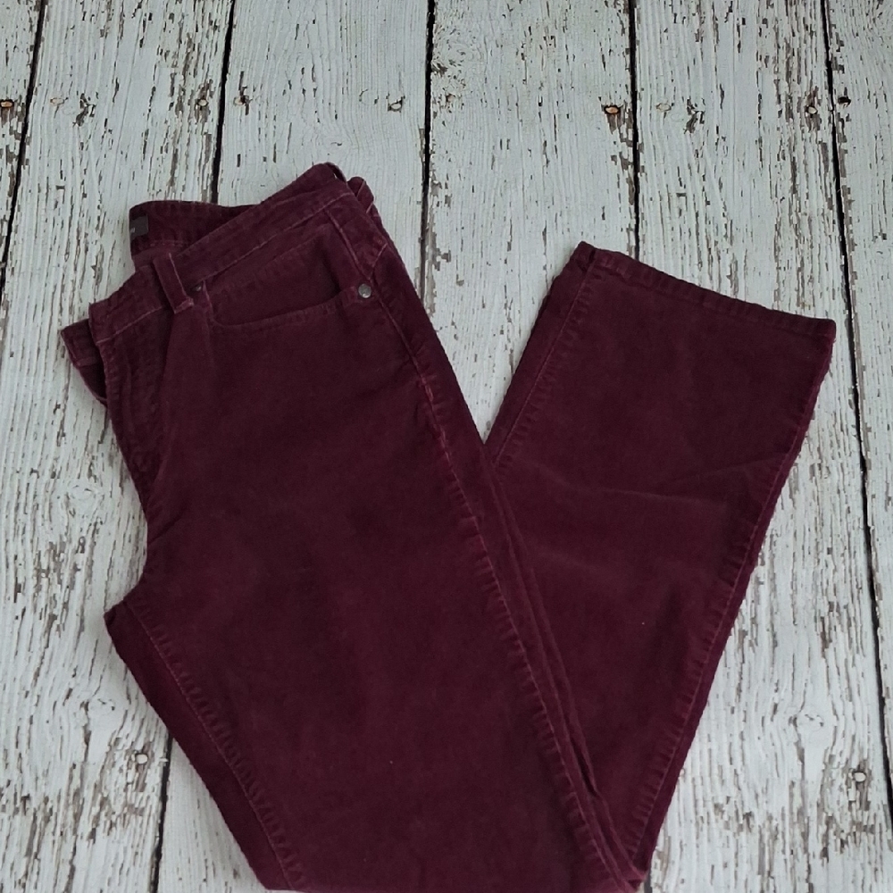 Levi's 505 Burgundy Corduroy Striaght Leg Pants